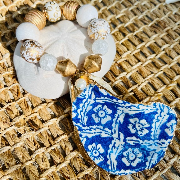 🐚 Gorgeous COSTAL handcrafted blue oyster shell-GOLD accents-freshwater PEARL! - Picture 2 of 9